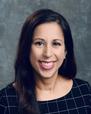 Mona Mahajan's head shot